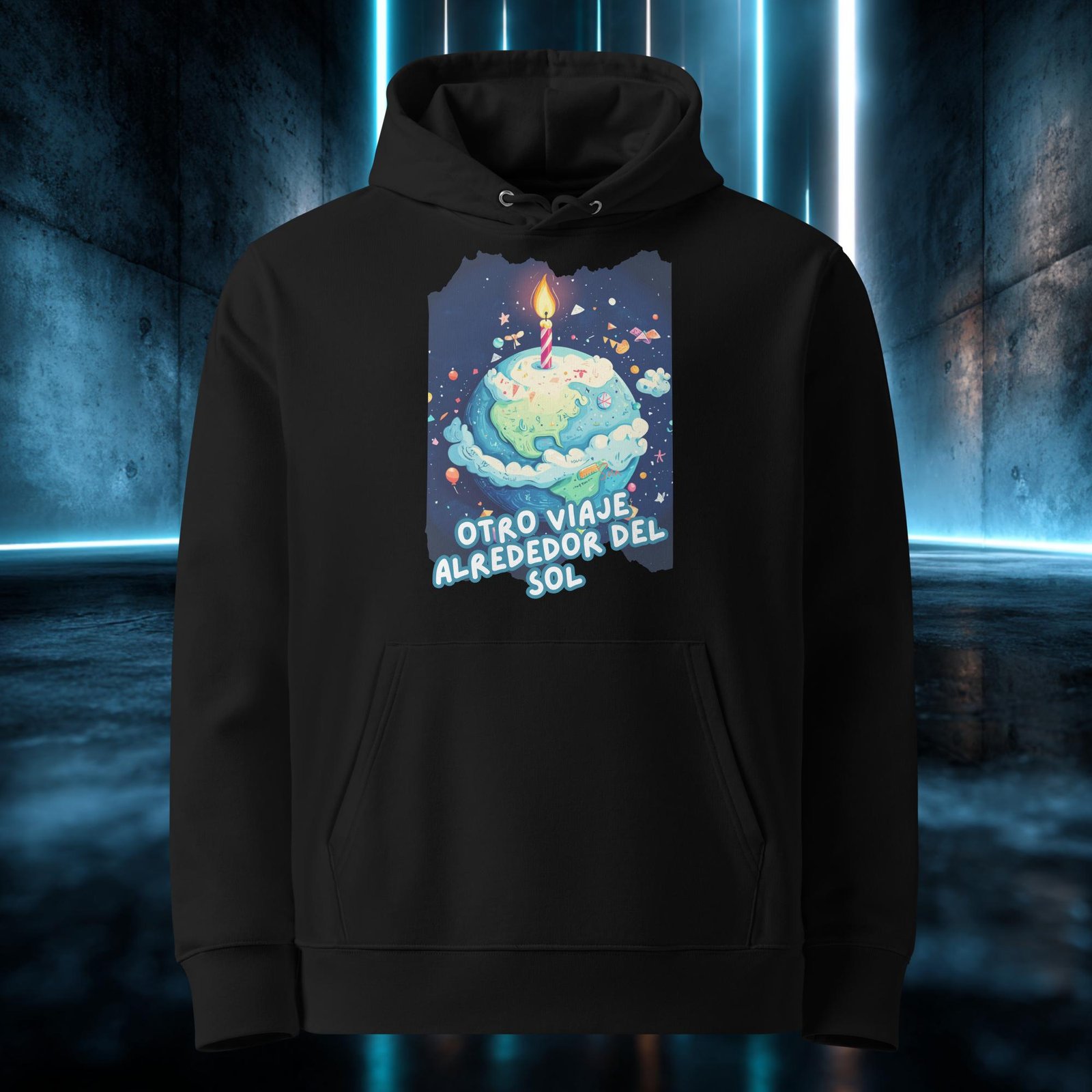 Sudadera orgánica con diseño Otro Viaje Alrededor del Sol — detalle del estampado