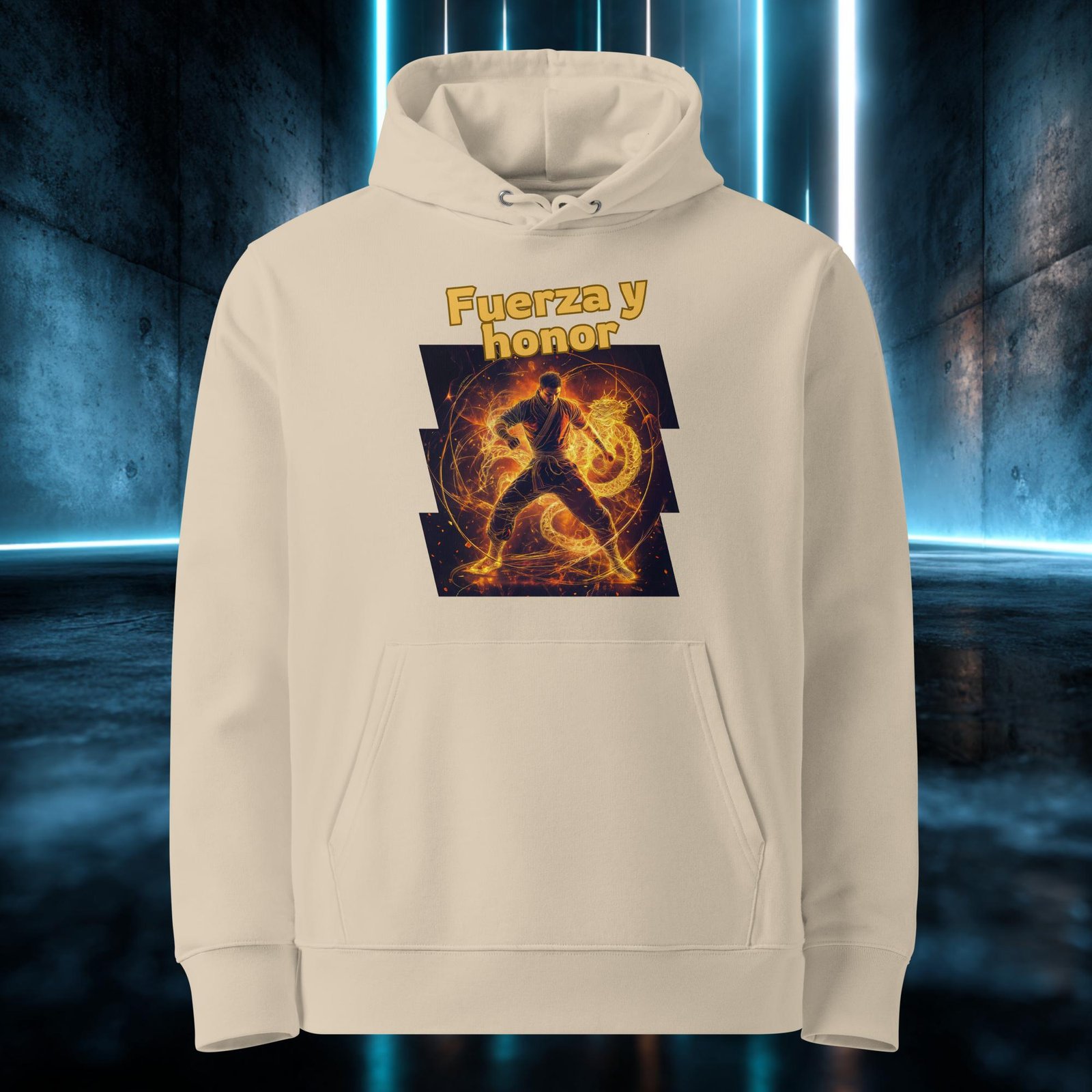 Sudadera orgánica con diseño Fuerza y Honor — detalle del estampado
