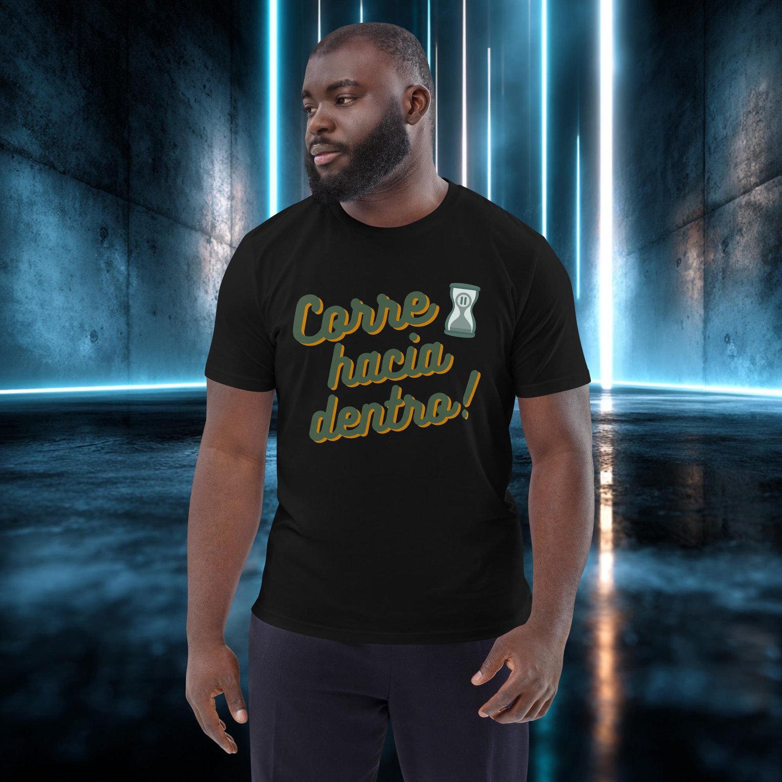 Camiseta orgánica con diseño Corre Hacia Dentro — detalle del estampado