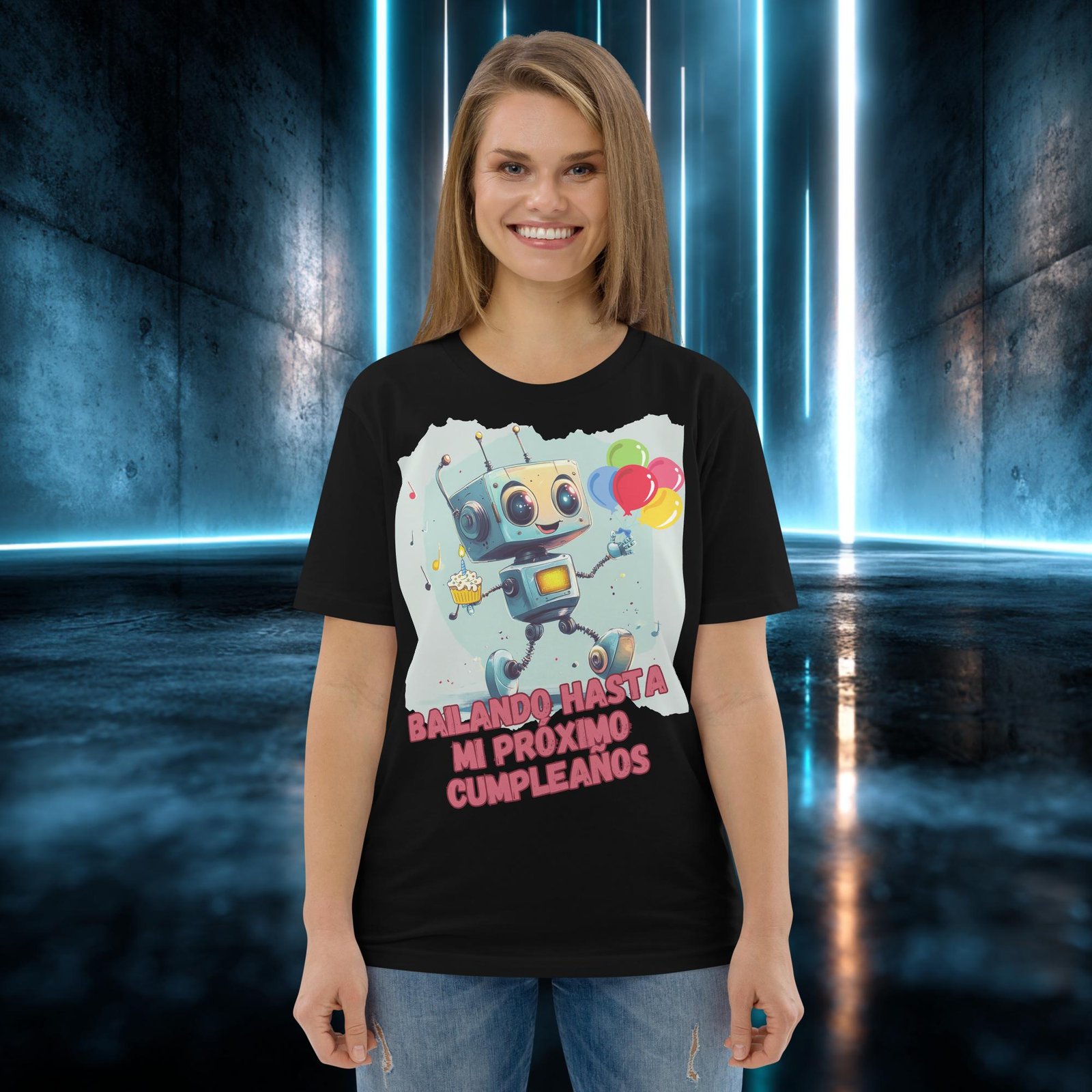 Camiseta orgánica con diseño Bailando Hasta mi Próximo Cumpleaños — detalle del estampado