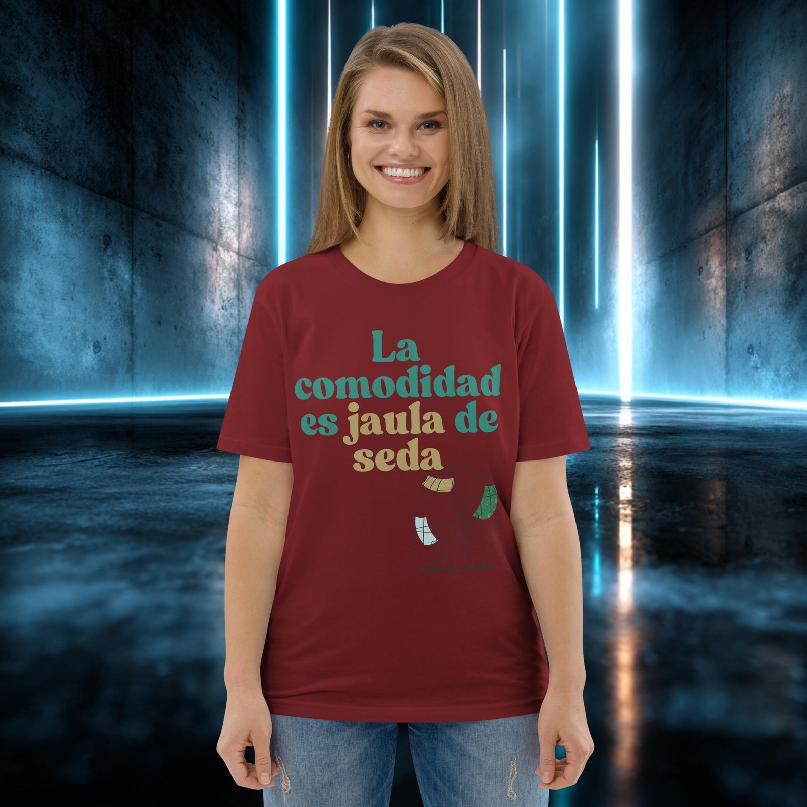 Camiseta orgánica con diseño La Comodidad Es Jaula de Seda — color 5