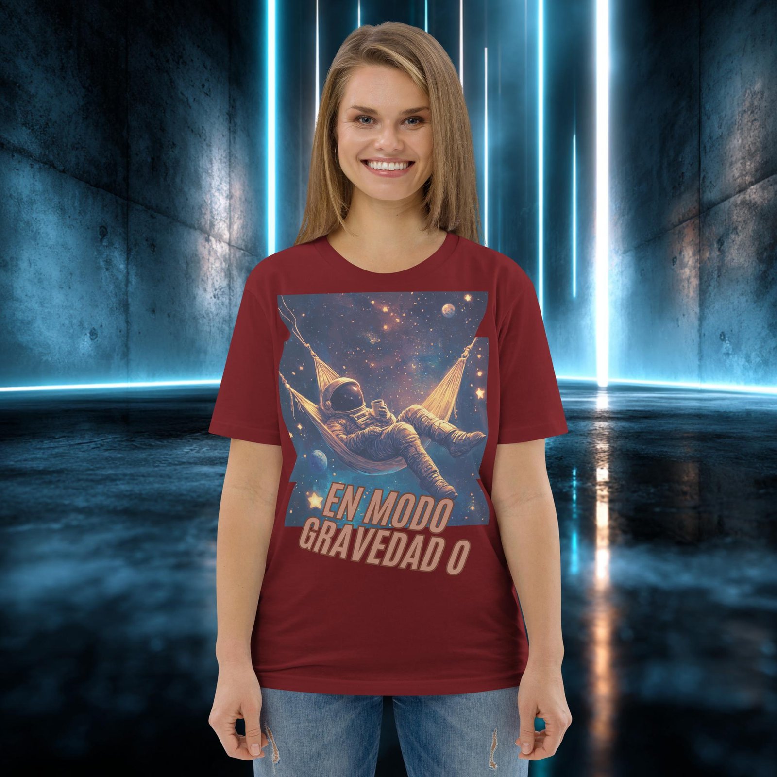 Camiseta orgánica con diseño En Modo Gravedad Cero — color 9