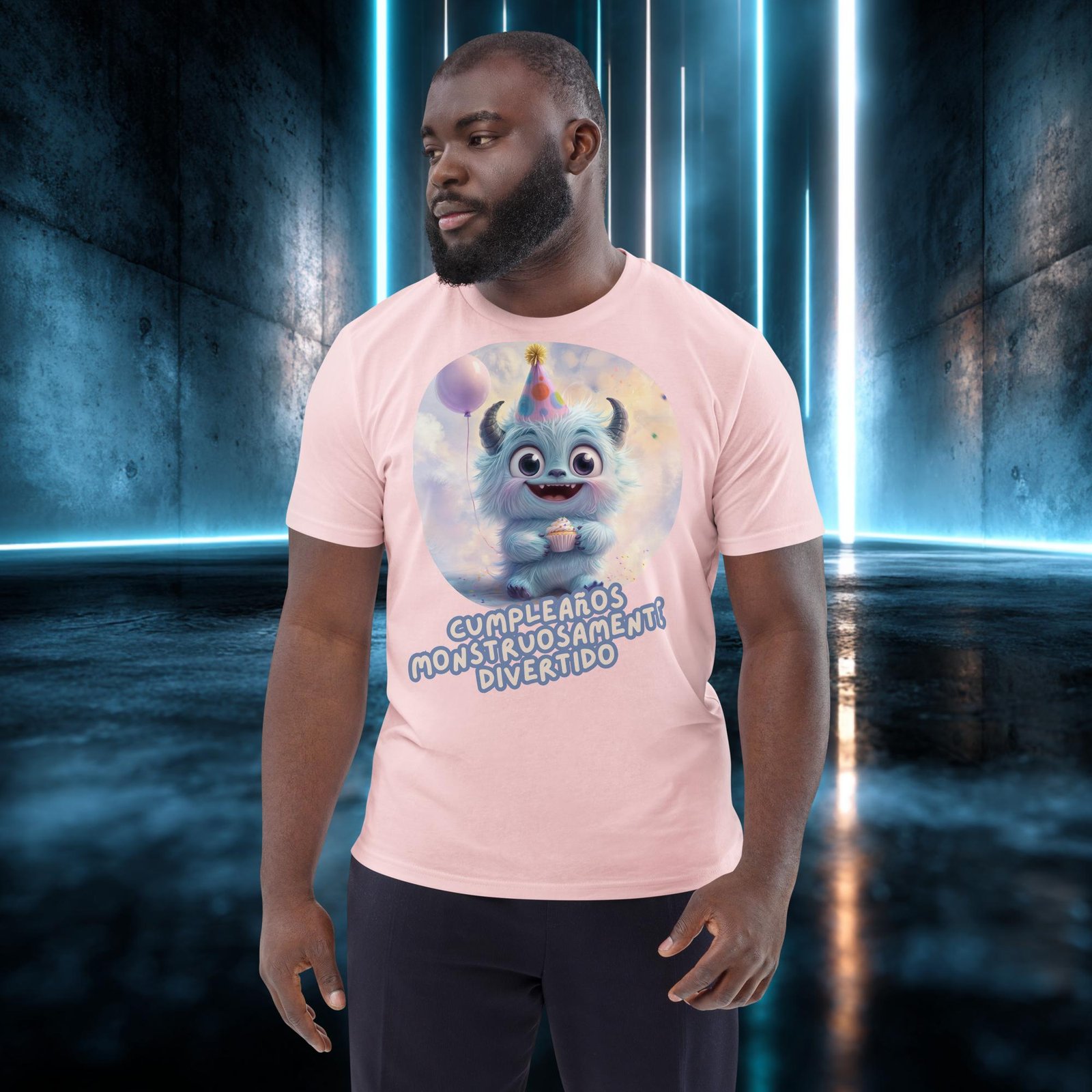 Camiseta orgánica con diseño Cumpleaños Monstruosamente Divertido — color 14