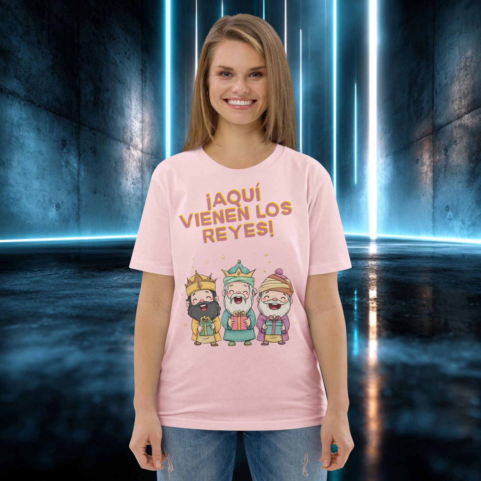 Camiseta orgánica con diseño Aquí Vienen los Reyes — color 14