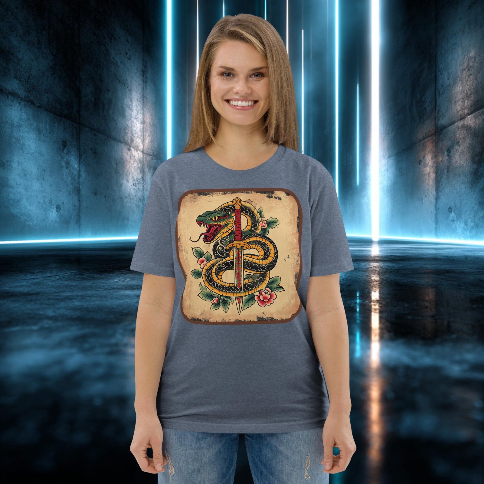 Camiseta orgánica con diseño Serpiente y Daga — color 11