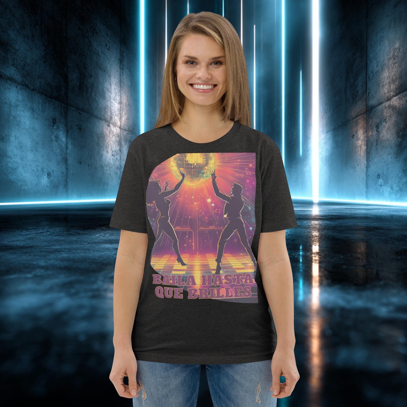 Camiseta orgánica con diseño Baila Hasta que Brilles — color 9