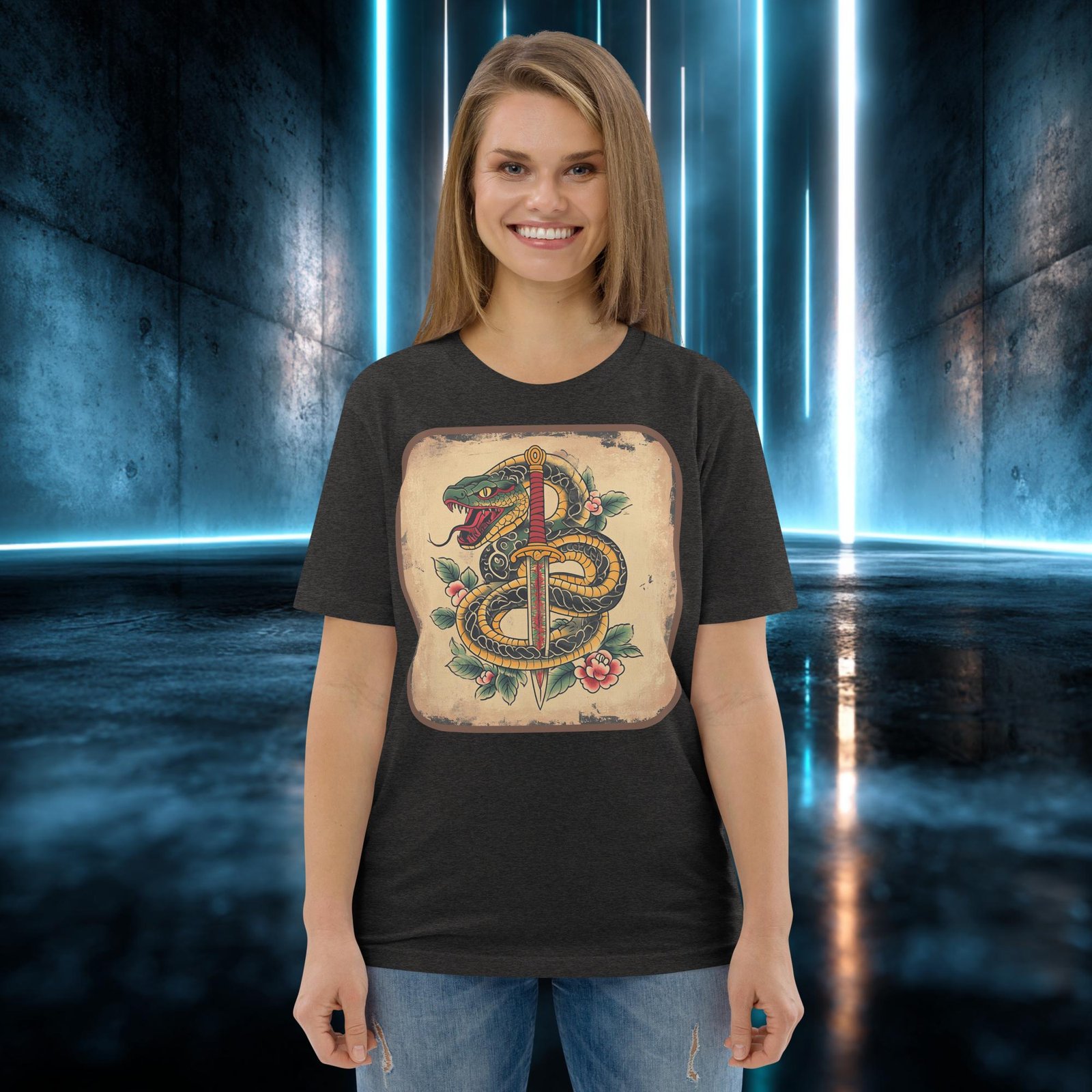 Camiseta orgánica con diseño Serpiente y Daga — color 10