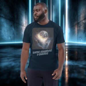 Camiseta orgánica con diseño Entre Sombras y Sueños