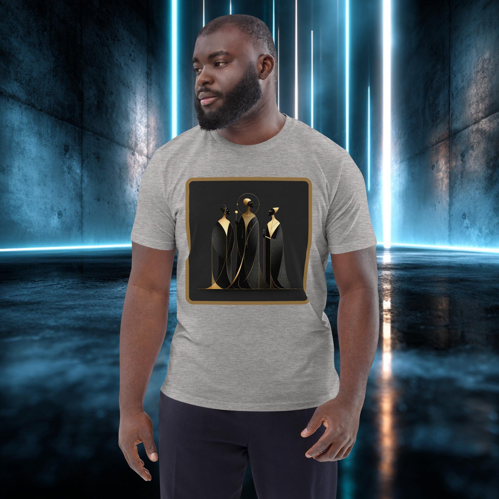 Camiseta orgánica con diseño Tres Siluetas de Oro — color 2