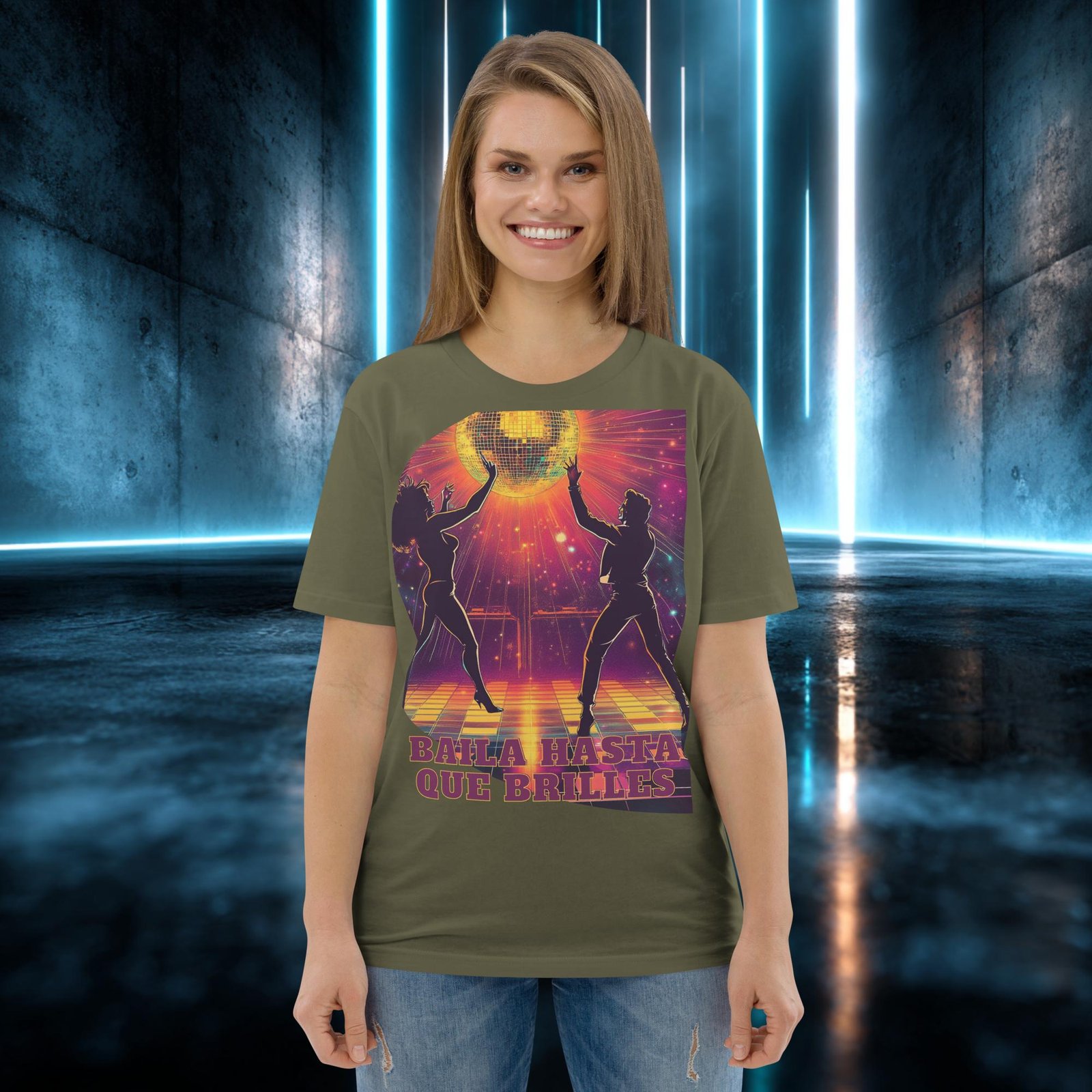 Camiseta orgánica con diseño Baila Hasta que Brilles — color 12