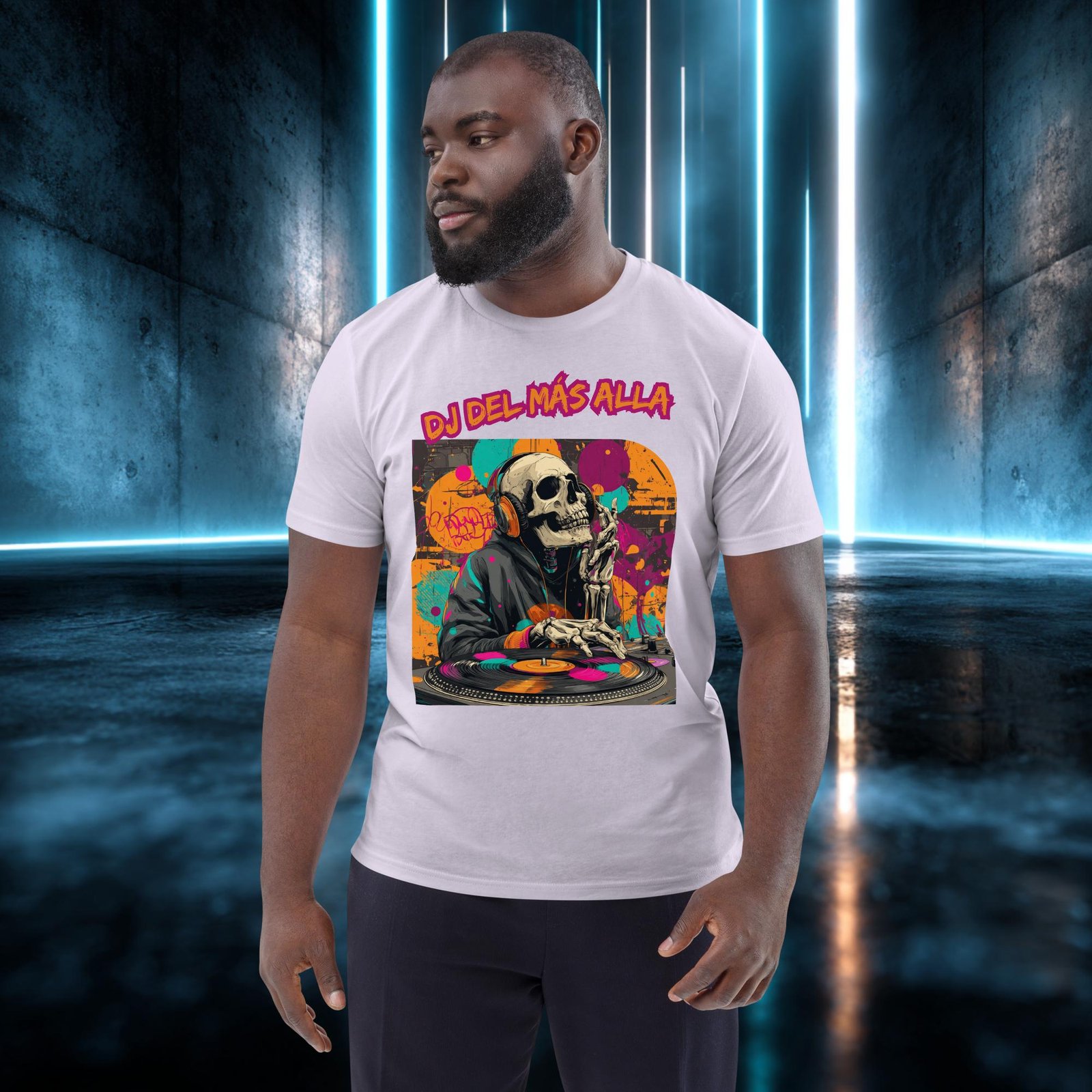 Camiseta orgánica con diseño DJ del Más Allá — color 13