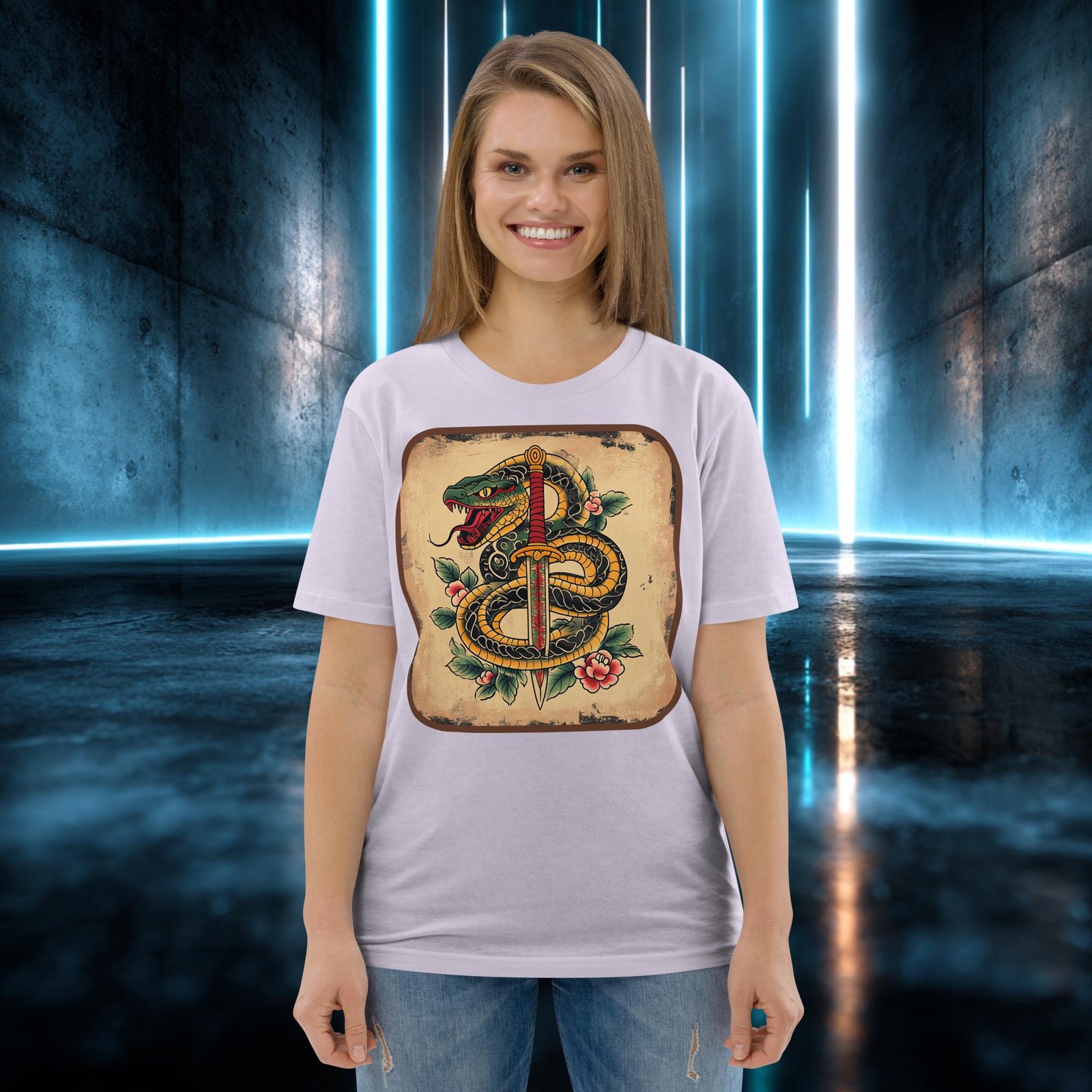 Camiseta orgánica con diseño Serpiente y Daga — color 13